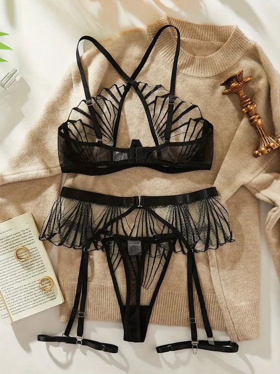 Elegant Grace – Luxe Kanten Lingerieset met Verfijnde Details | Sexy & Erotisch