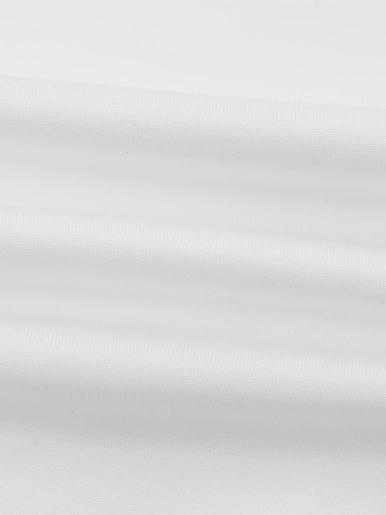 White Waves – Luxuriöser High-Neck-Body mit wellenförmigem Strukturdesign | Lässig Sexy