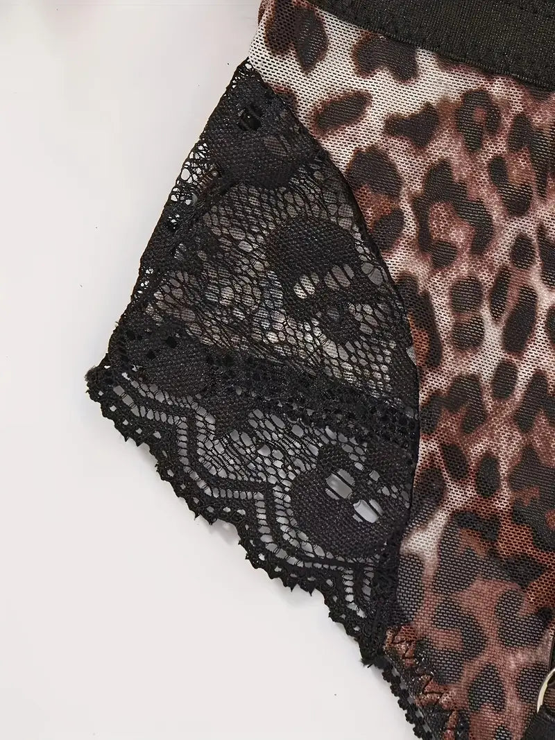Wild Leopard – Luxe Kwaliteits Panterprint Body met Kanten Details & Harness – | Sexy & Erotisch
