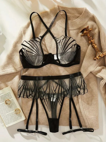 Elegant Grace – Luxuriöses Spitzen-Dessous-Set mit raffinierten Details | Sexy &amp; Erotisch